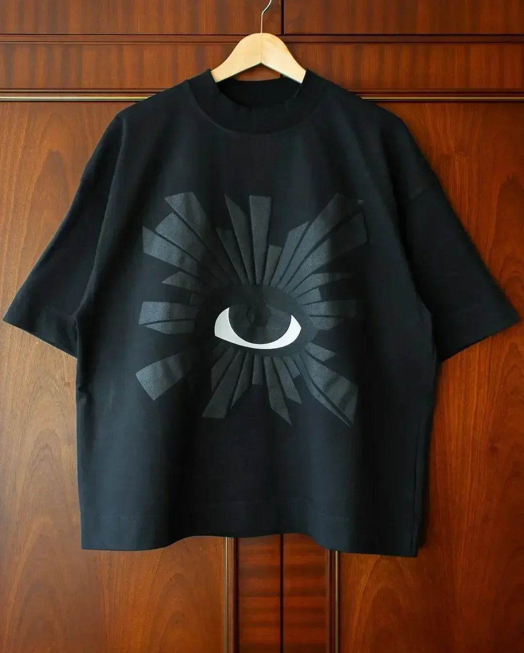 טישרט EYE